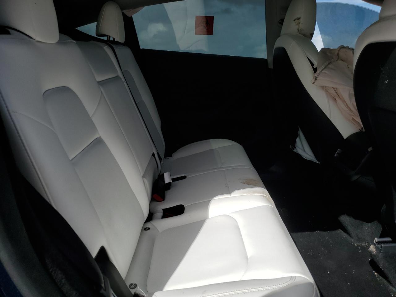 2023 Tesla Model Y VIN: 7SAYGDEE8PA111272 Lot: 81954625