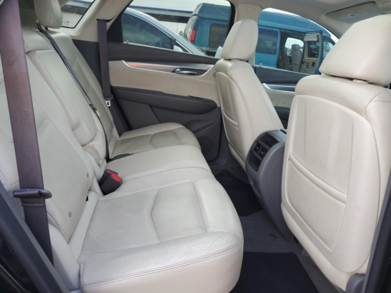 2017 Cadillac Xt5 Luxury VIN: 1GYKNBRS3HZ165889 Lot: 85124685