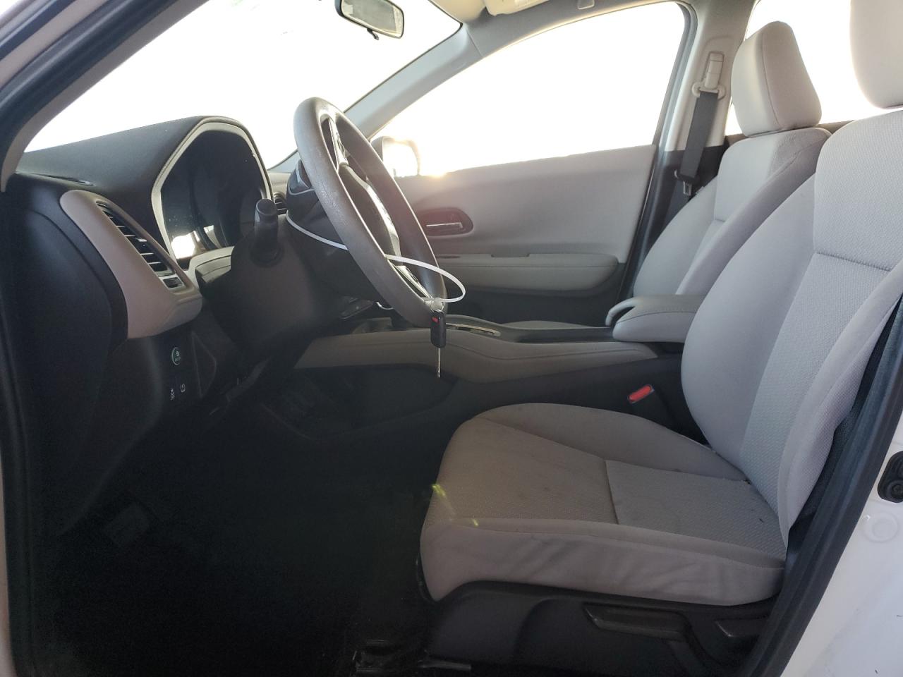 2018 Honda Hr-V Lx VIN: 3CZRU6H37JM708980 Lot: 82355455