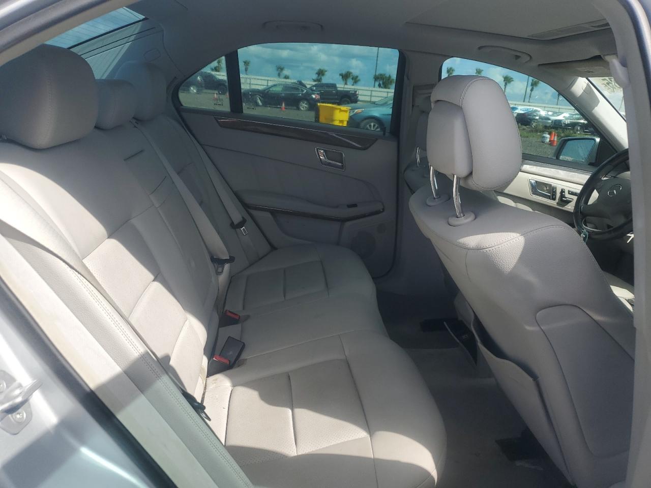 2011 Mercedes-Benz E 350 VIN: WDDHF5GB7BA401246 Lot: 85595985