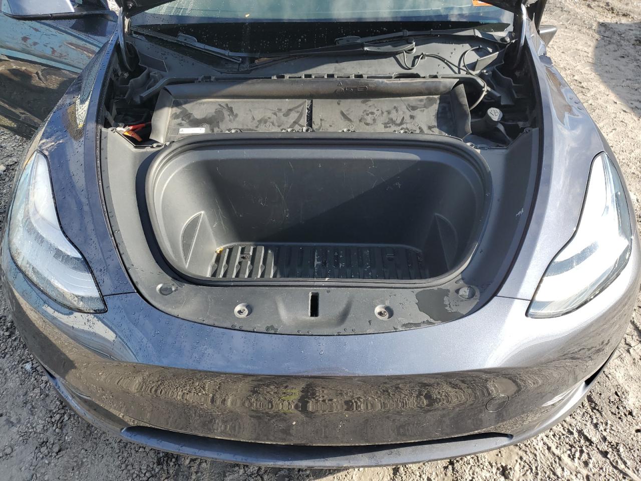 2021 Tesla Model Y VIN: 5YJYGAEE6MF299915 Lot: 90684595