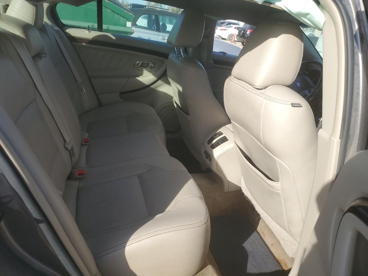 2012 Ford Taurus Limited VIN: 1FAHP2FW8CG143463 Lot: 82651805