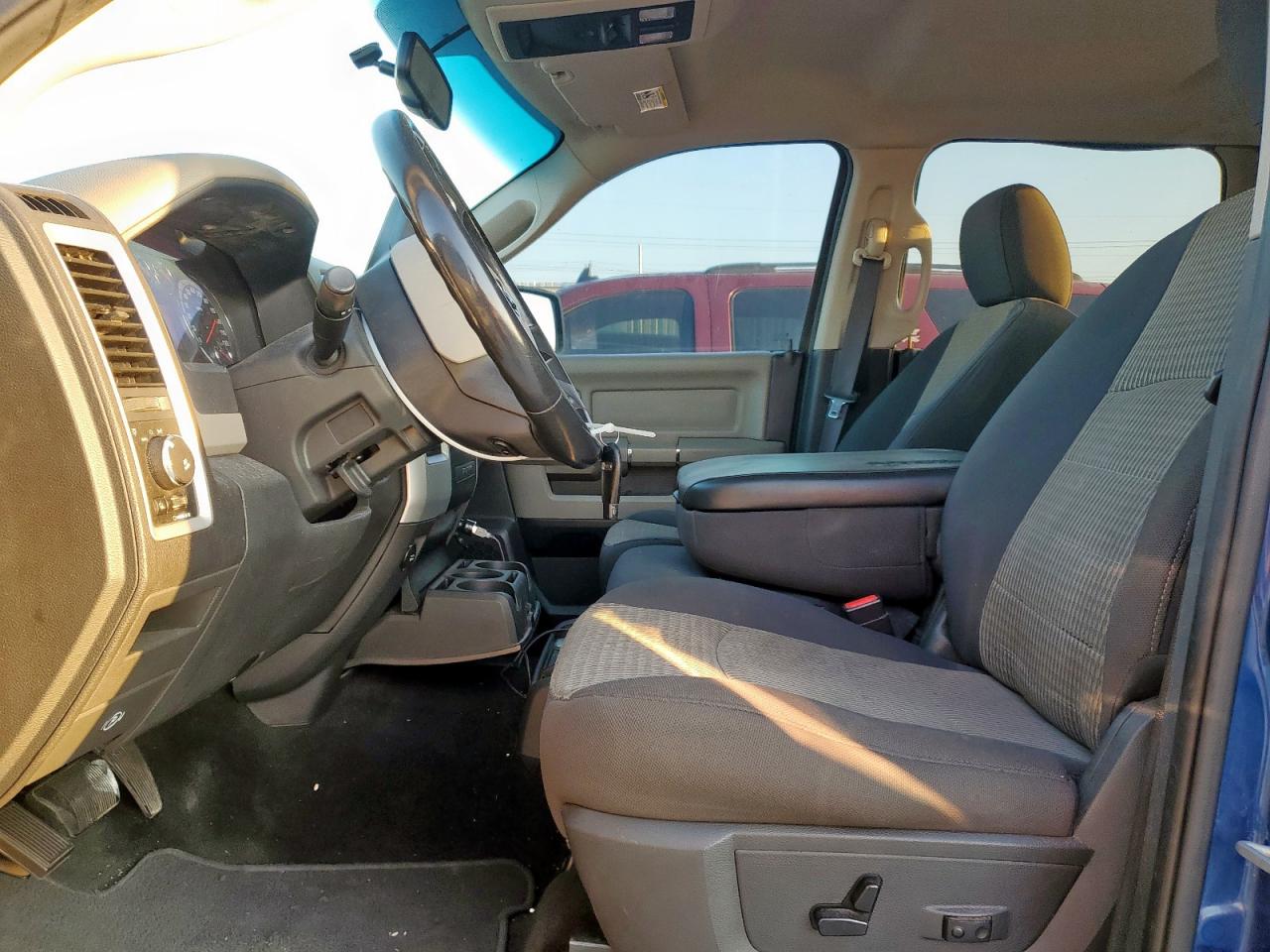 2011 Dodge Ram 1500 VIN: 1D7RV1CT7BS678049 Lot: 82336325