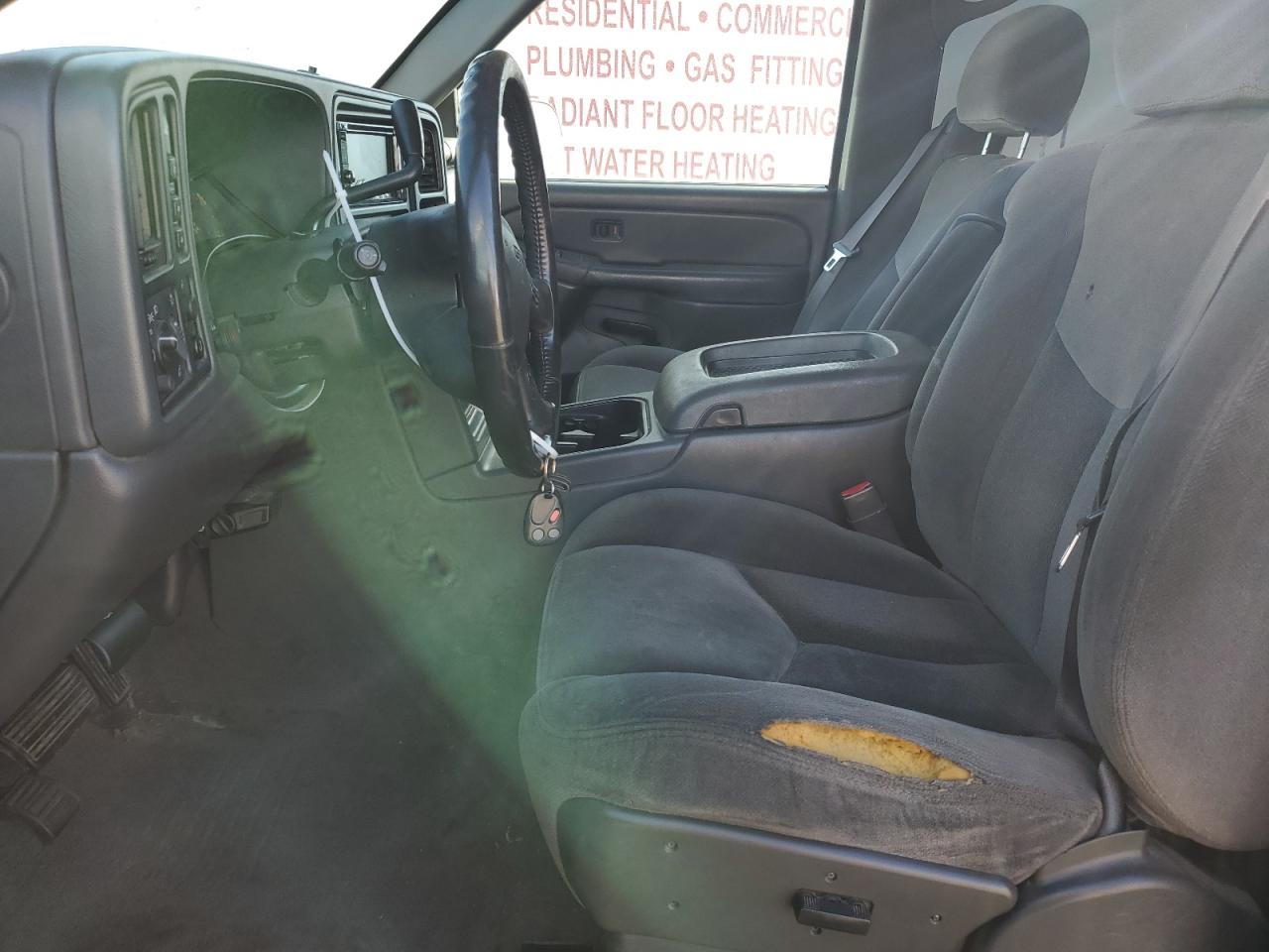 2005 GMC Sierra K2500 Heavy Duty VIN: 1GTHK23215F818072 Lot: 86513045