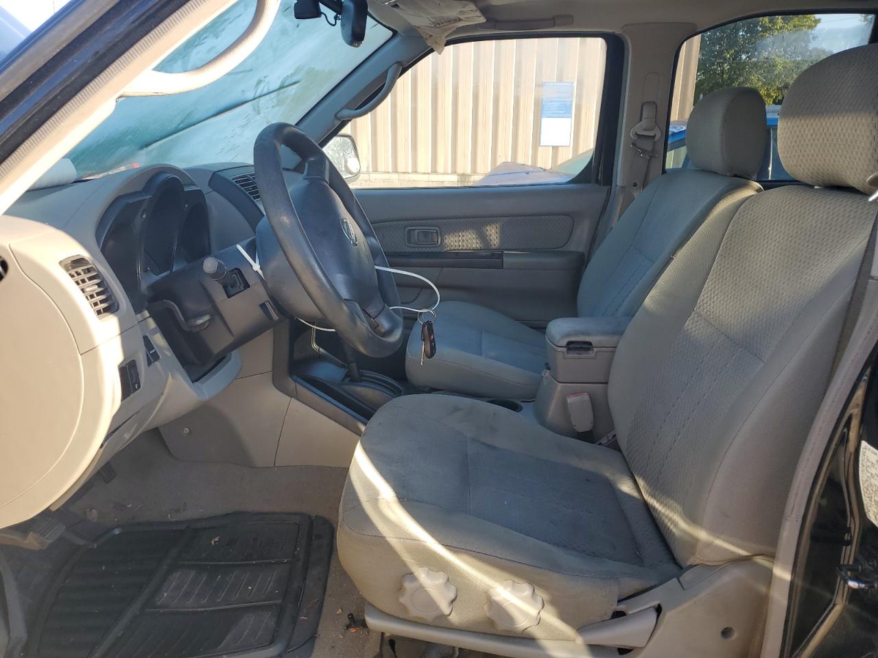 2004 Nissan Xterra Xe VIN: 5N1ED28T74C663313 Lot: 85758395