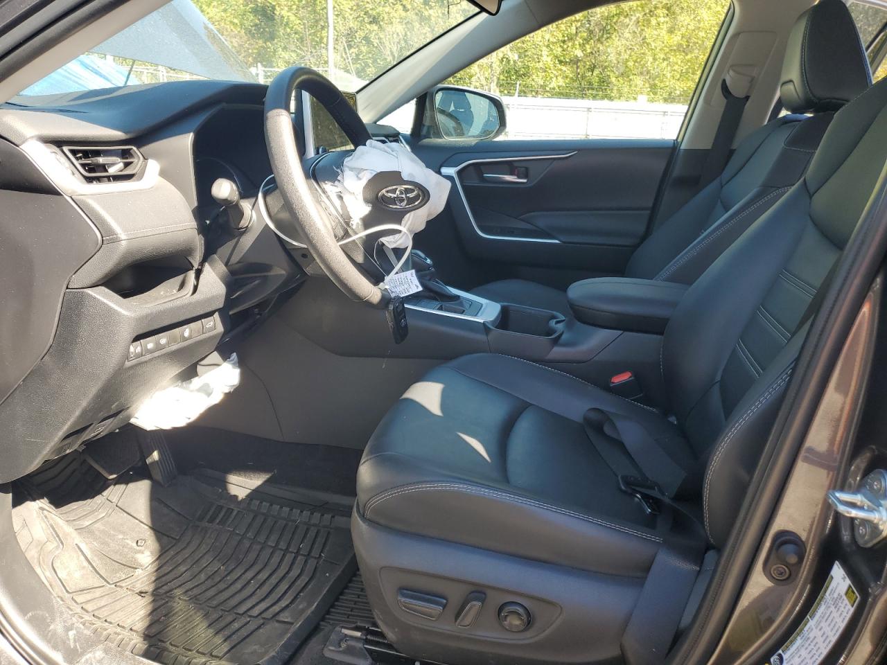 2023 Toyota Rav4 Xle Premium VIN: 2T3A1RFV2PC383178 Lot: 85697415