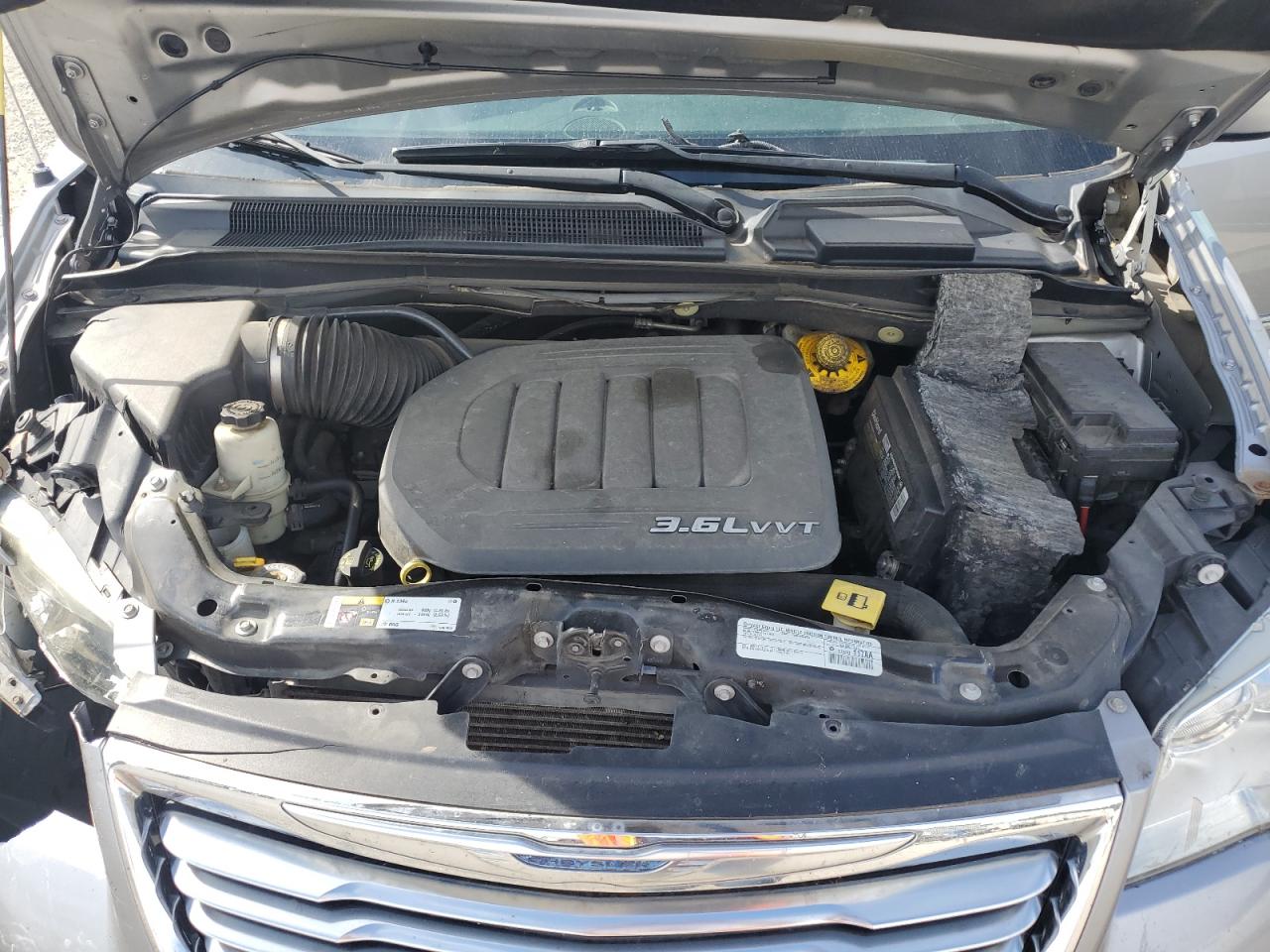 2015 Chrysler Town & Country Touring VIN: 2C4RC1BG1FR637654 Lot: 82602265