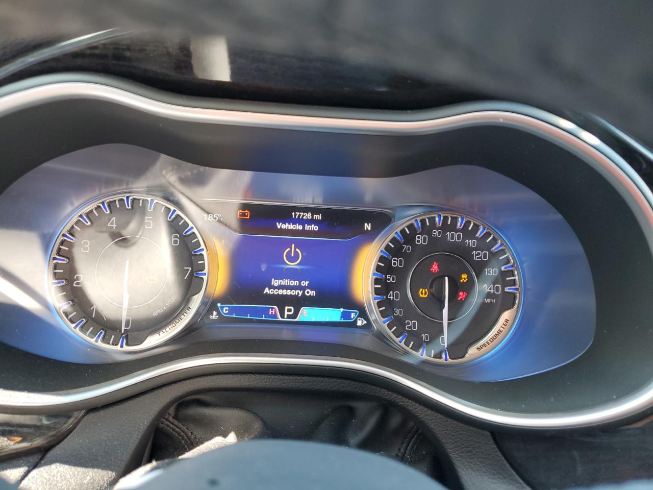 2015 Chrysler 200 C VIN: 1C3CCCEG4FN624329 Lot: 84574825