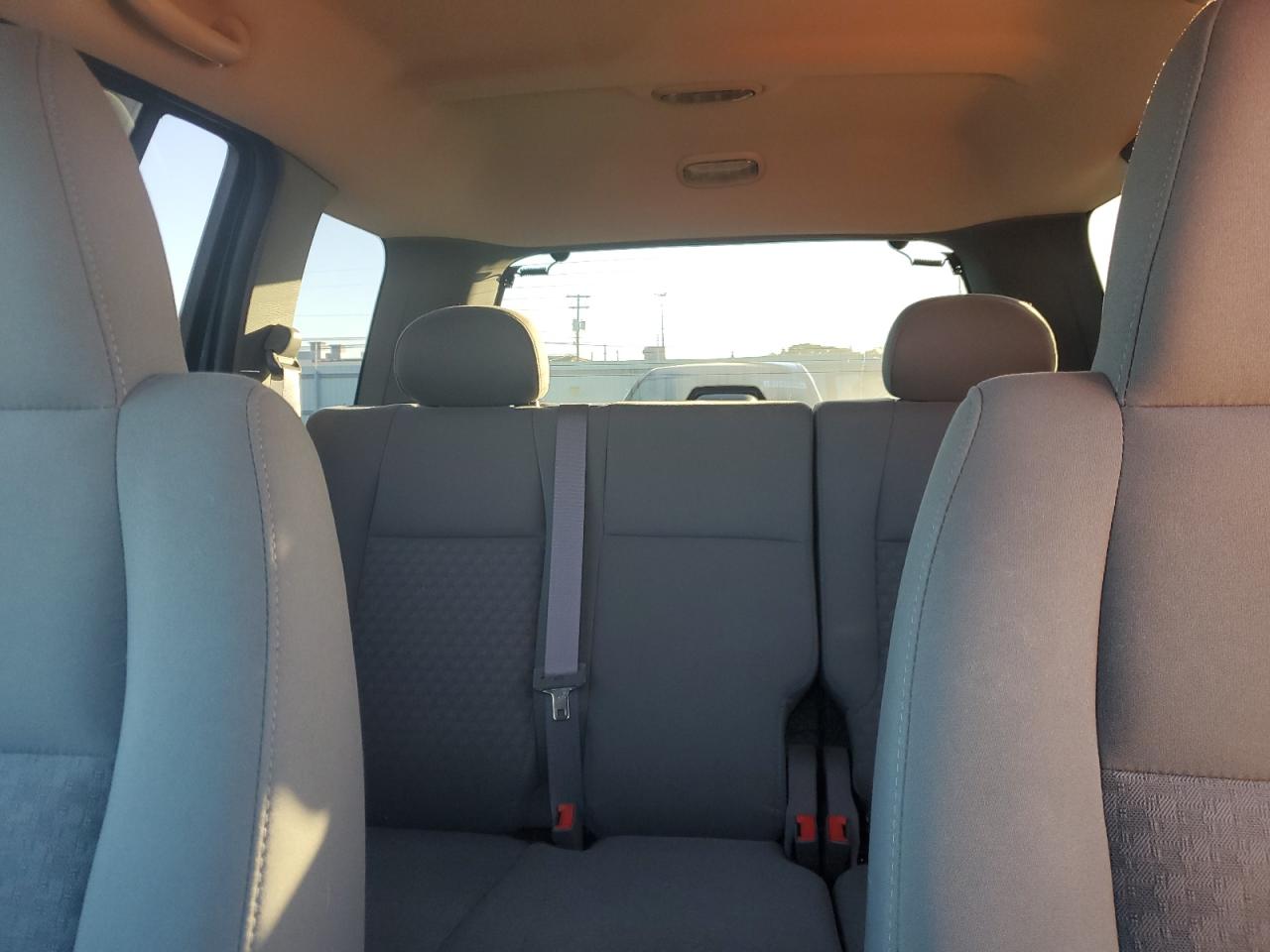 2005 Jeep Liberty Sport VIN: 1J4GL48K75W568621 Lot: 85915965