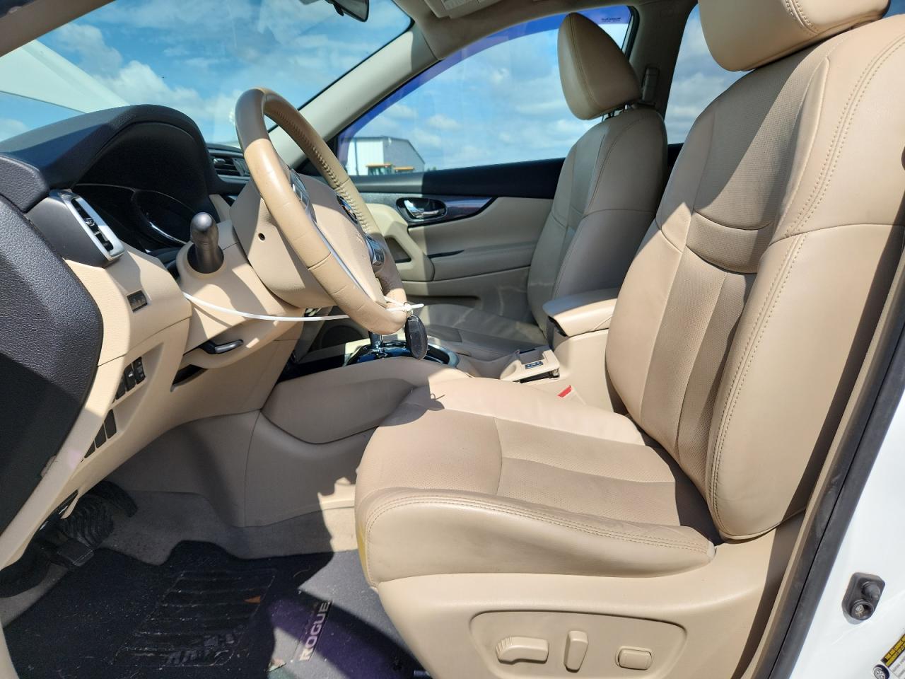 2015 Nissan Rogue S VIN: 5N1AT2MTXFC860387 Lot: 84898035