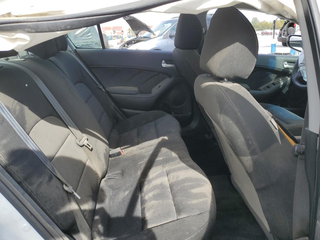 2017 Kia Forte Lx VIN: 3KPFK4A73HE072353 Lot: 86477235