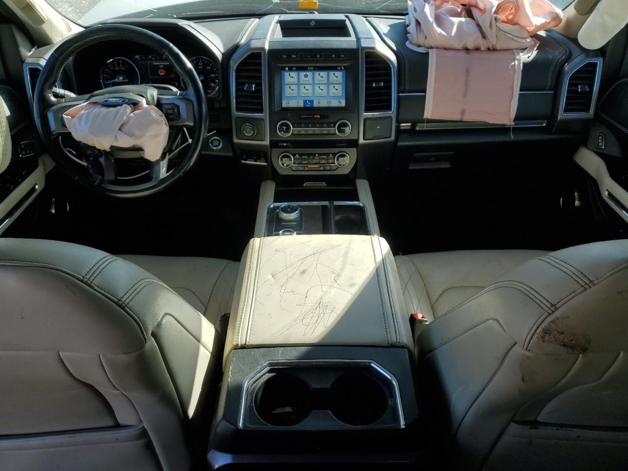 2018 Ford Expedition Platinum VIN: 1FMJU1MT2JEA33052 Lot: 84904125