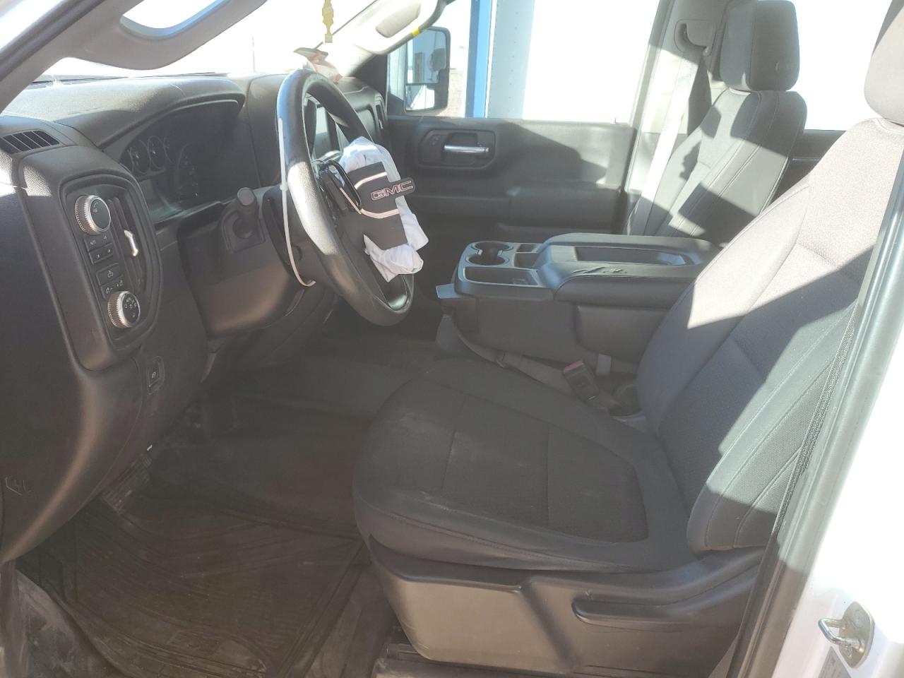 2020 GMC Sierra K2500 Heavy Duty VIN: 1GT49LEY6LF253929 Lot: 90730375