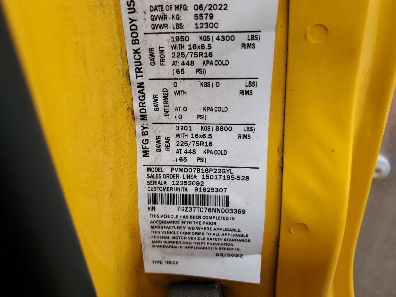 2022 GMC Savana Cut - Box Truck VIN: 7GZ37TC76NN003369 Lot: 93359635