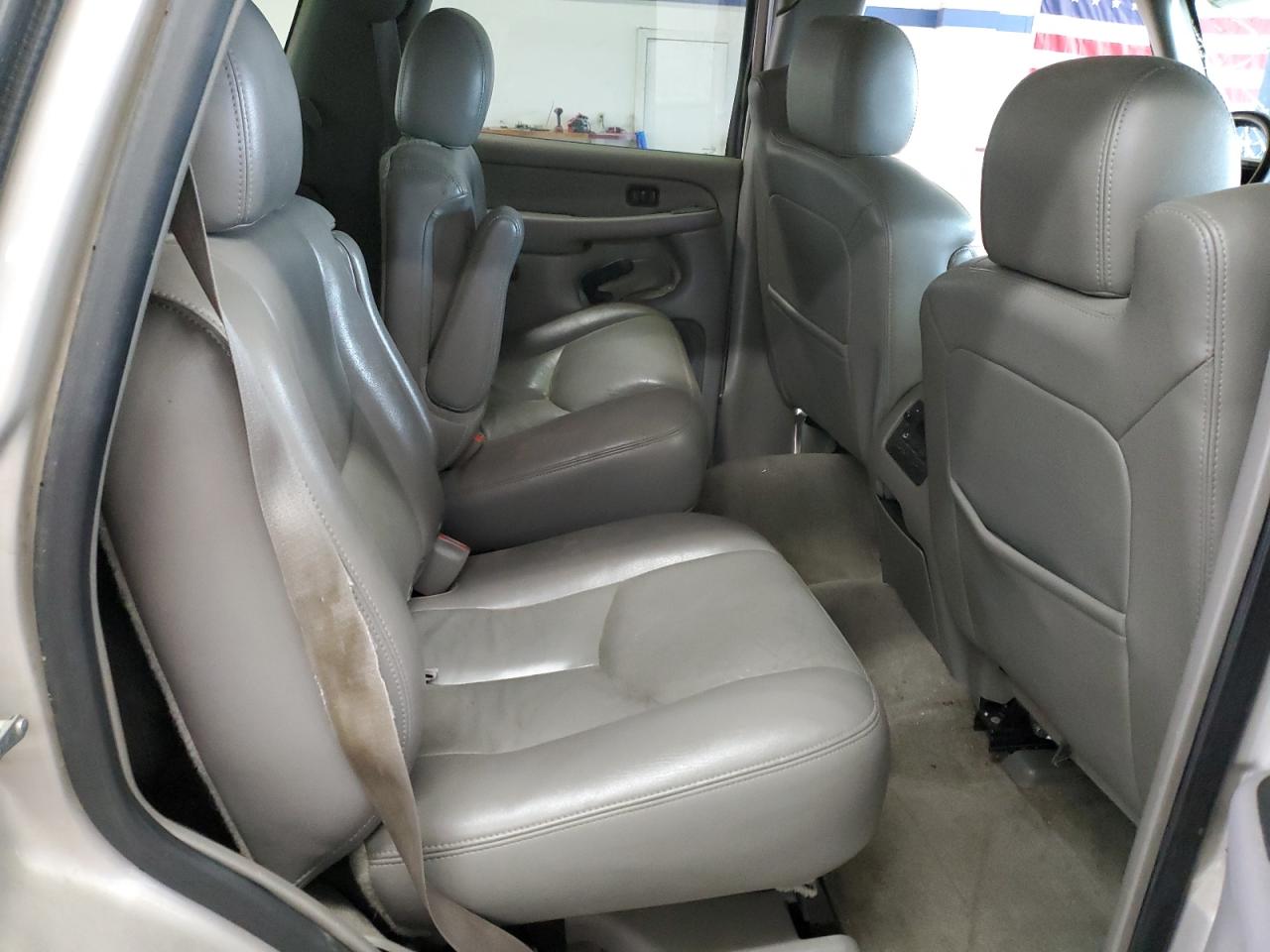 2006 GMC Yukon VIN: 1GKEK13T76R100360 Lot: 82407295