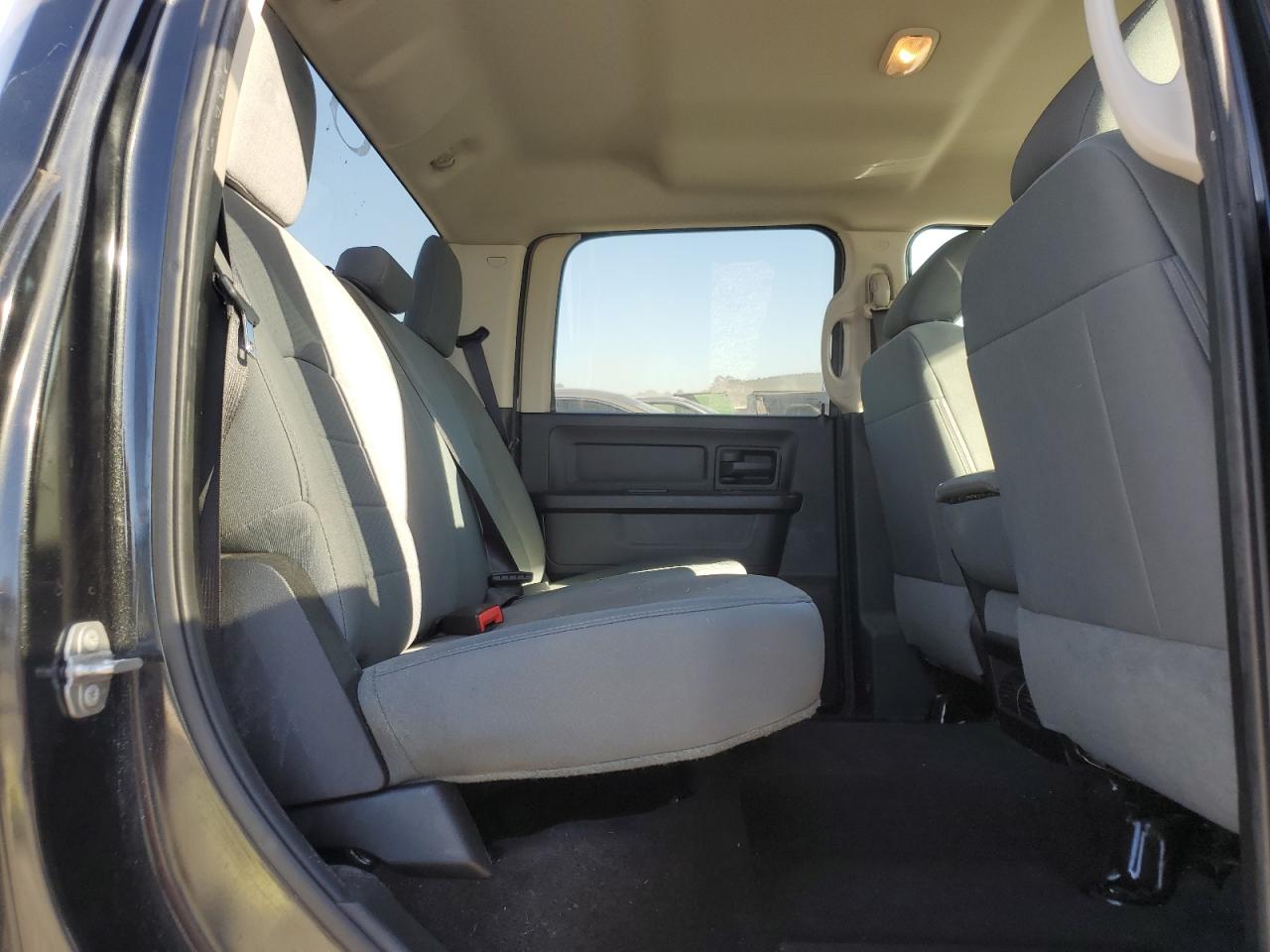 2017 Ram 1500 St VIN: 1C6RR7KG5HS849208 Lot: 87268895