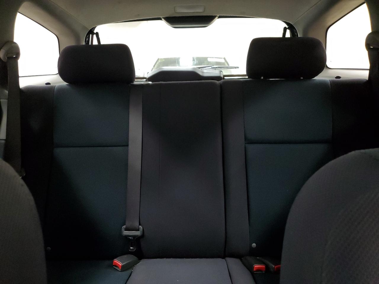 2005 Toyota Corolla Matrix Base VIN: 2T1LR32E35C428333 Lot: 90020205