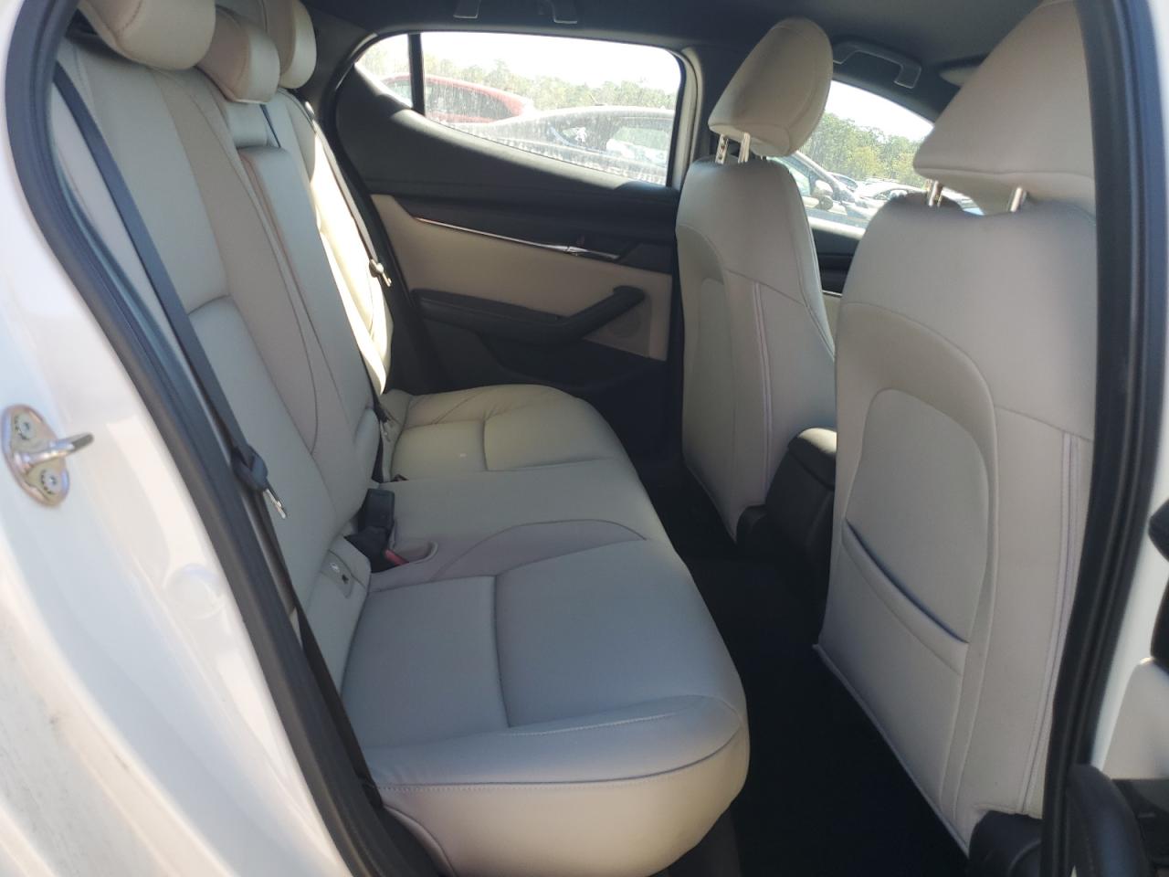 2019 Mazda 3 Preferred VIN: JM1BPBMM5K1122721 Lot: 89669415