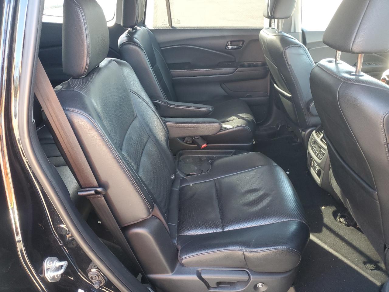 2016 Honda Pilot Elite VIN: 5FNYF6H03GB023891 Lot: 82257825