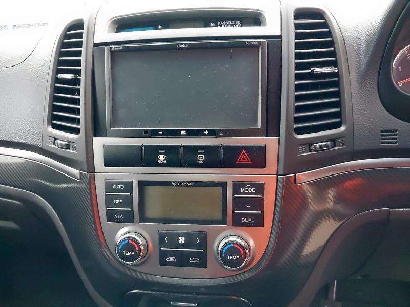 2011 HYUNDAI SANTA FE 2.2 CRDI PREMIUM 5DR AUTO [7 SEATS]