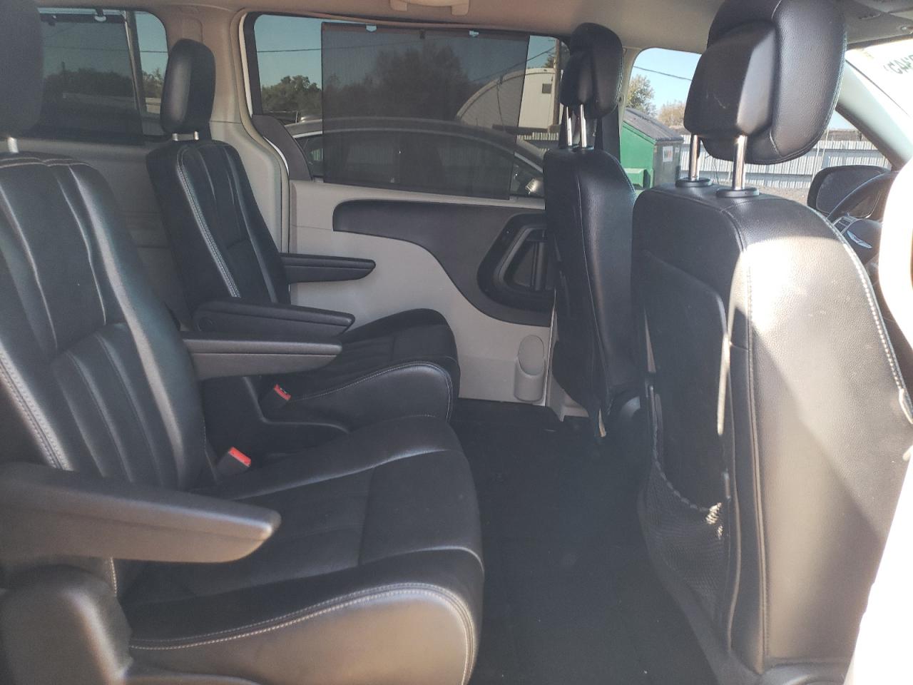 2015 Chrysler Town & Country Touring VIN: 2C4RC1BG8FR513719 Lot: 85320345