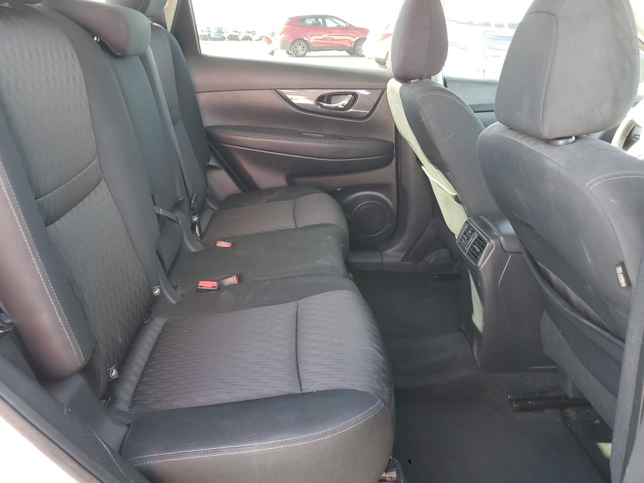 2019 Nissan Rogue S VIN: KNMAT2MT8KP540542 Lot: 82331385