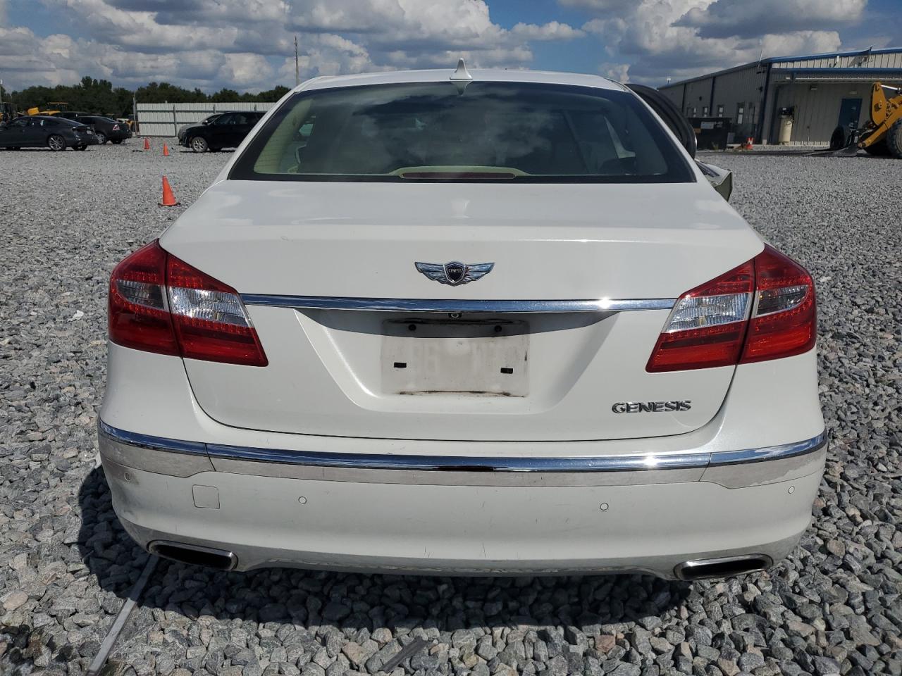 2012 Hyundai Genesis 3.8L VIN: KMHGC4DDXCU211872 Lot: 84649205