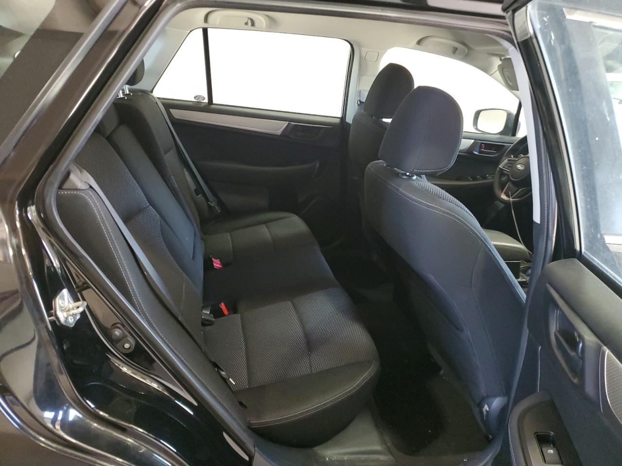 2019 Subaru Outback 2.5I VIN: 4S4BSABC8K3306201 Lot: 85718395