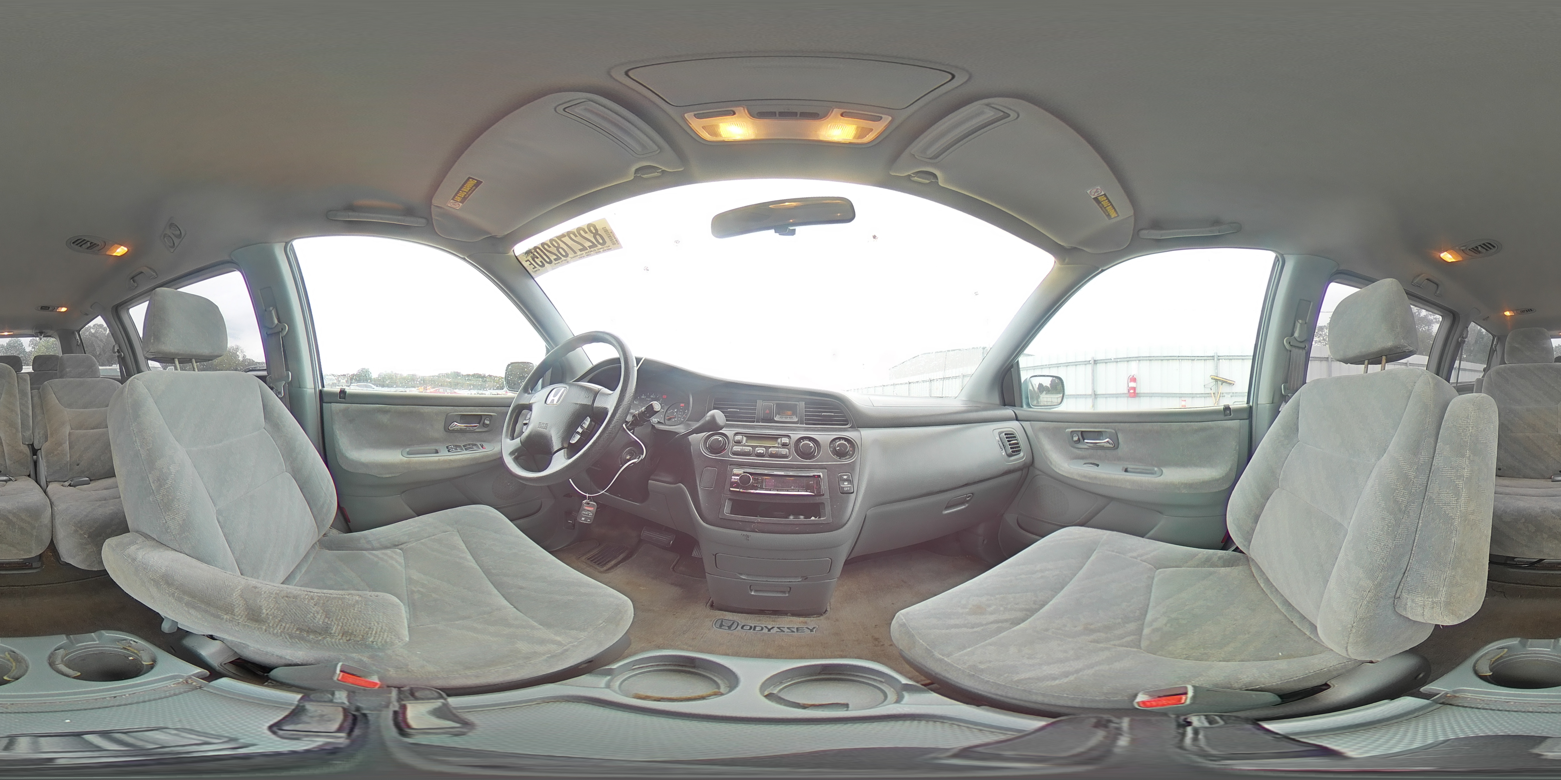 2002 Honda Odyssey VIN: 2HKRL18652H587329 Lot: 82278205