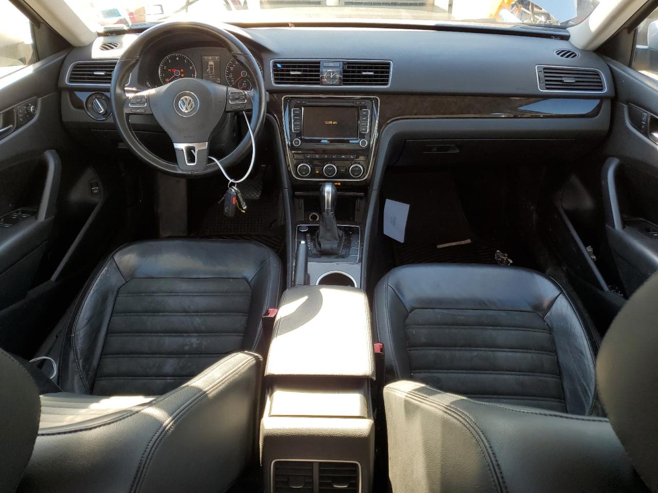 2014 Volkswagen Passat Sel VIN: 1VWCT7A34EC065720 Lot: 86407335