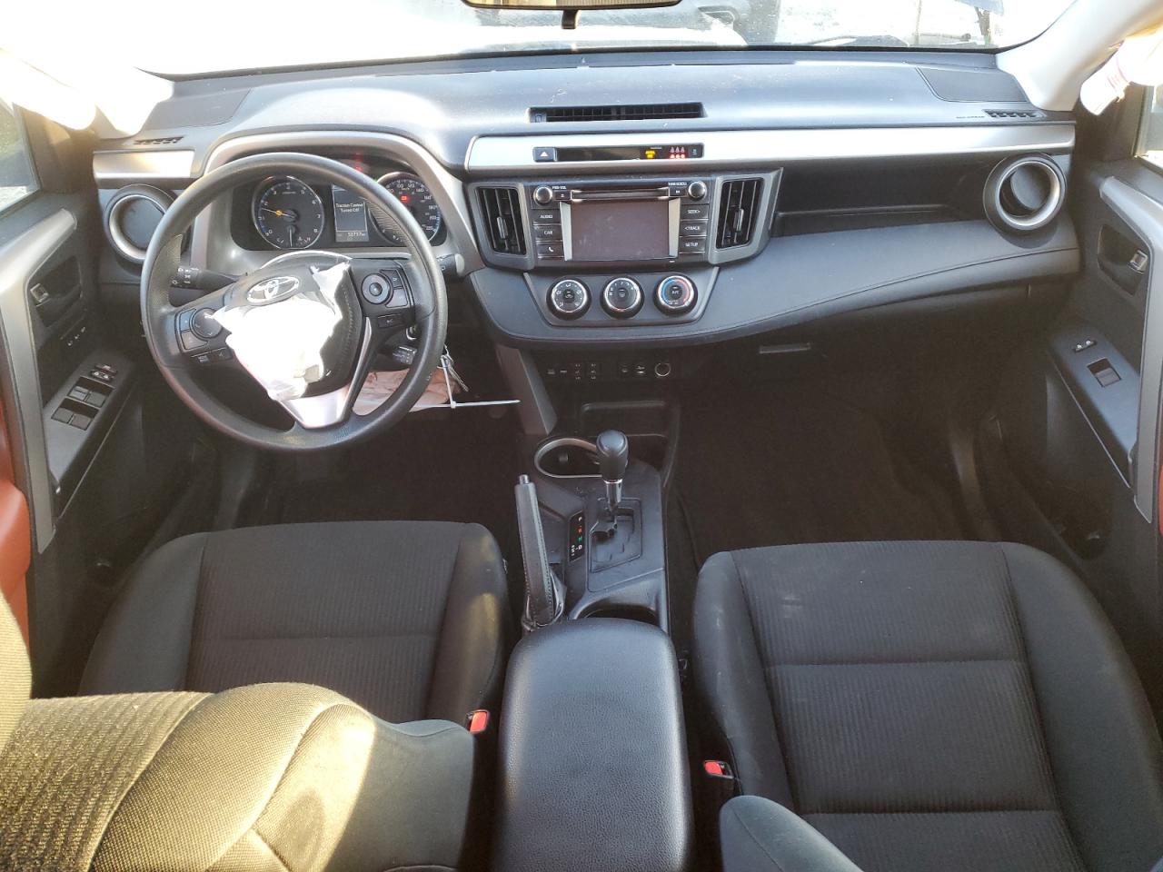 2018 Toyota Rav4 Le VIN: 2T3ZFREV7JW497365 Lot: 86228545