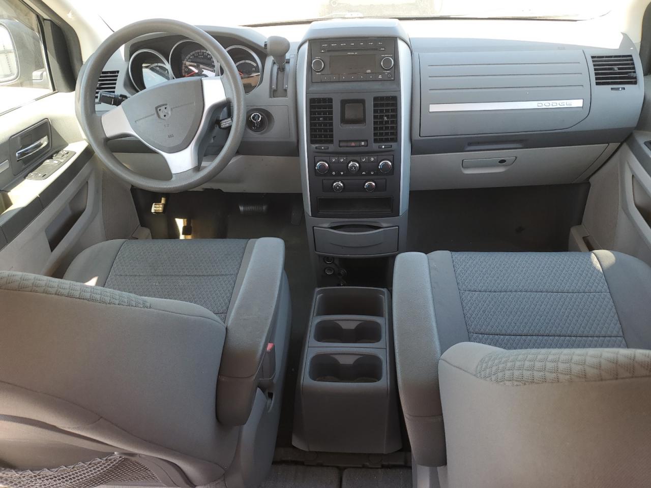 2010 Dodge Grand Caravan Se VIN: 2D4RN4DE4AR161693 Lot: 83836105