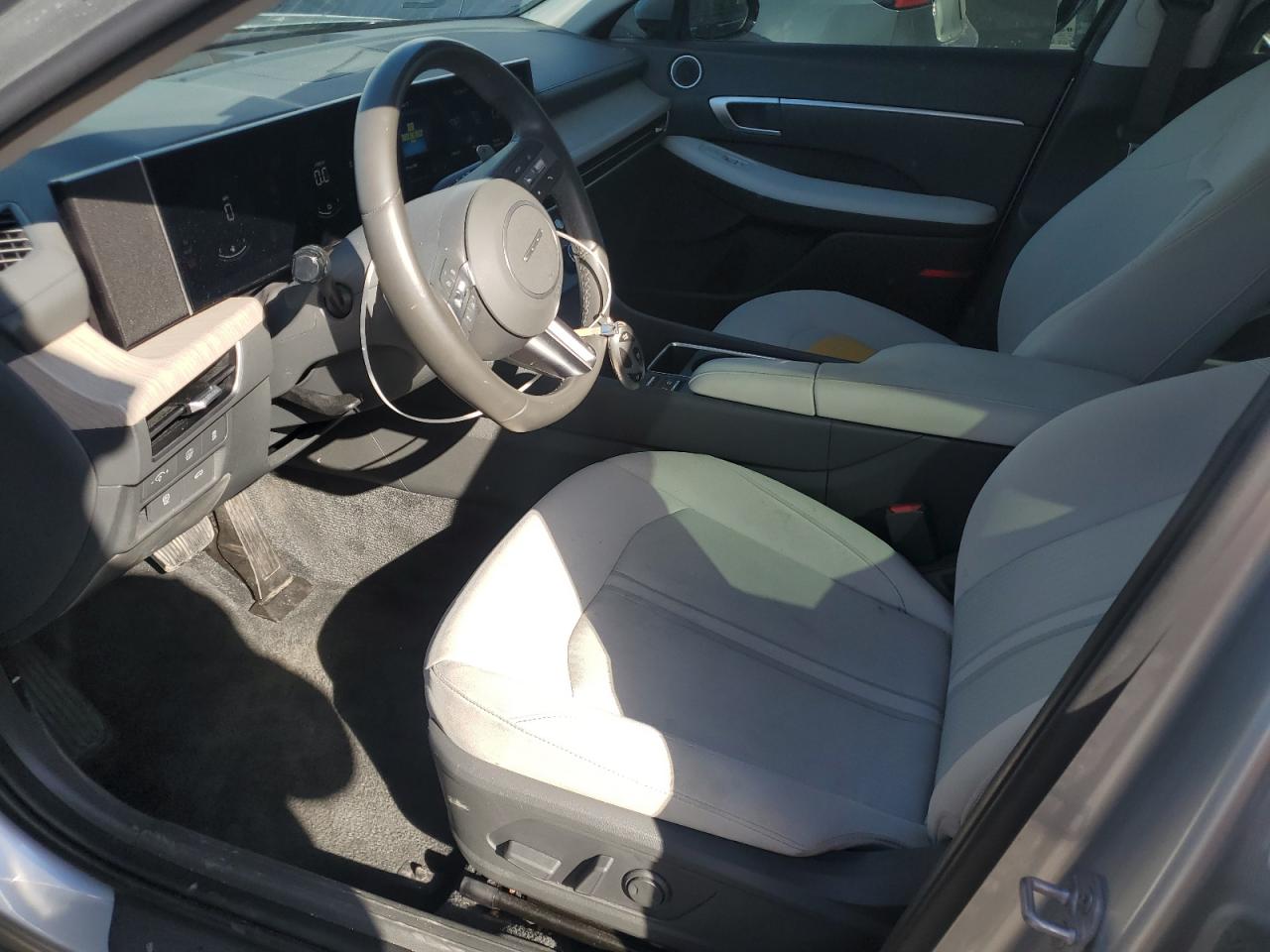 2025 Hyundai Sonata Hybrid VIN: KMHL34JJ6SA108067 Lot: 87179865
