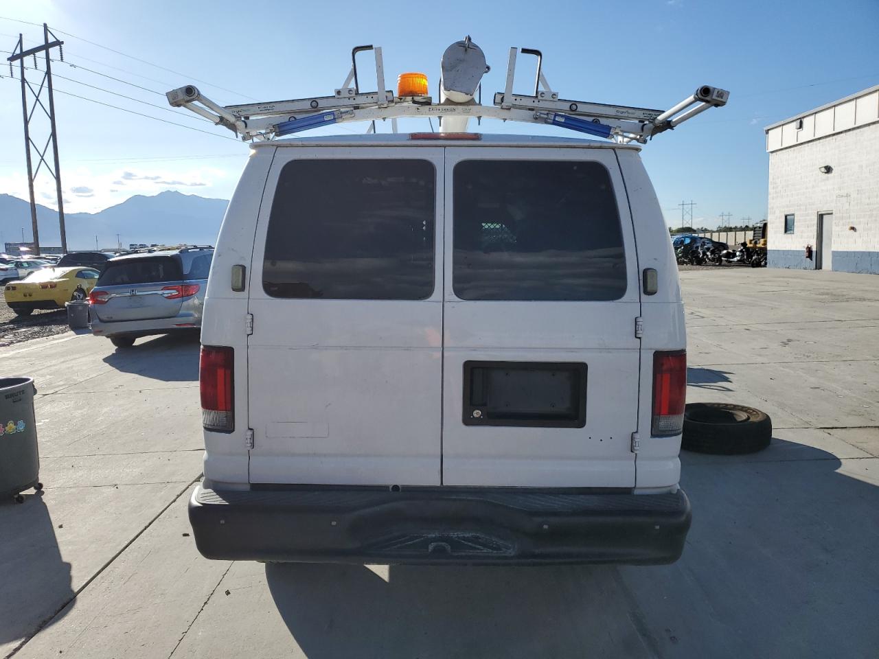 2008 Ford Econoline E250 Van VIN: 1FTNE24LX8DA83142 Lot: 85899785