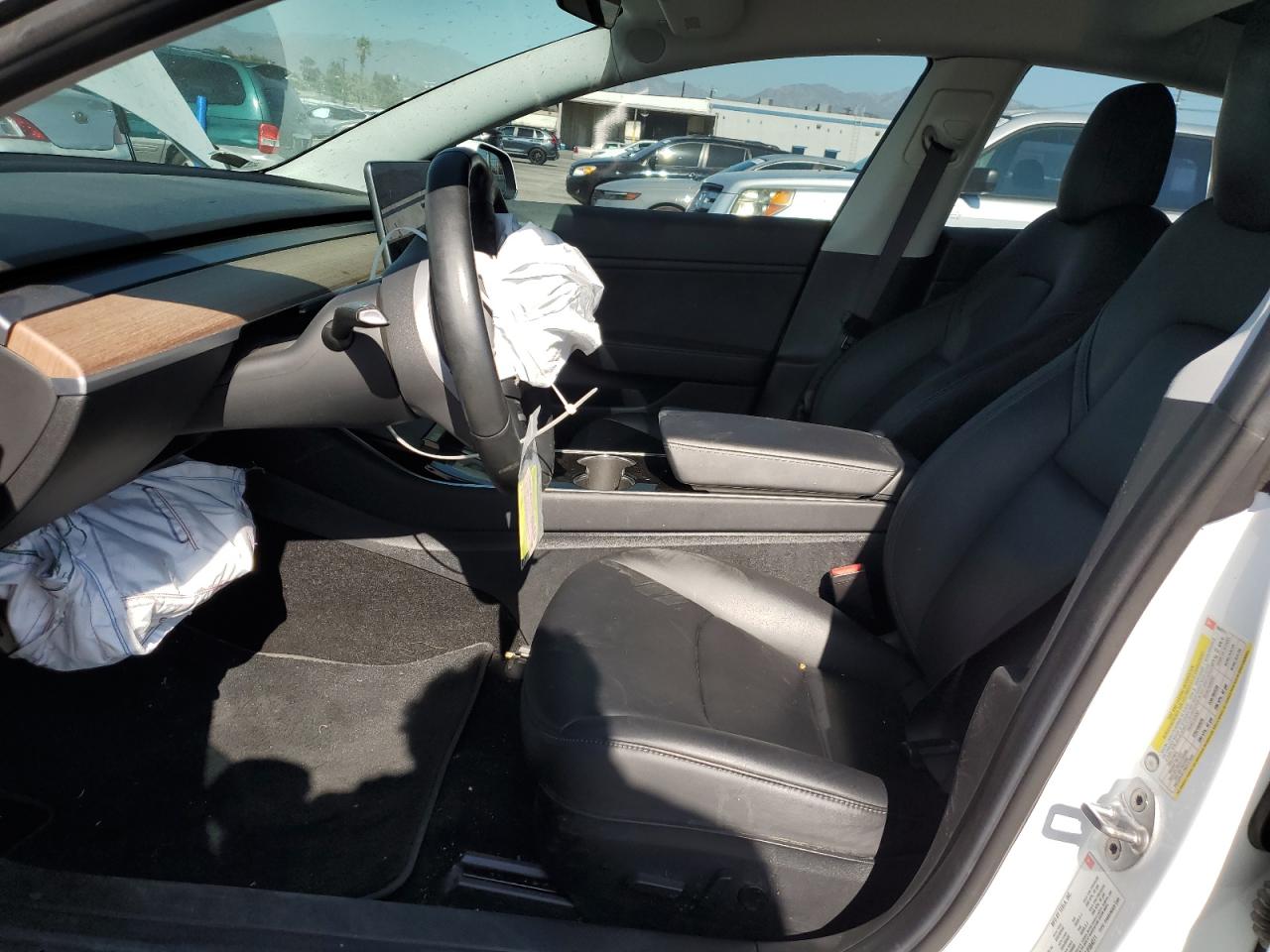 2018 Tesla Model 3 VIN: 5YJ3E1EB7JF084271 Lot: 85590185
