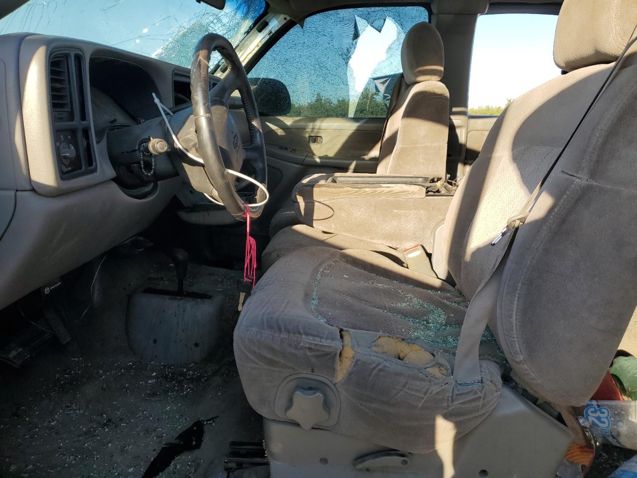 2000 Chevrolet Silverado K1500 VIN: 2GCEK19V6Y1294556 Lot: 82237165