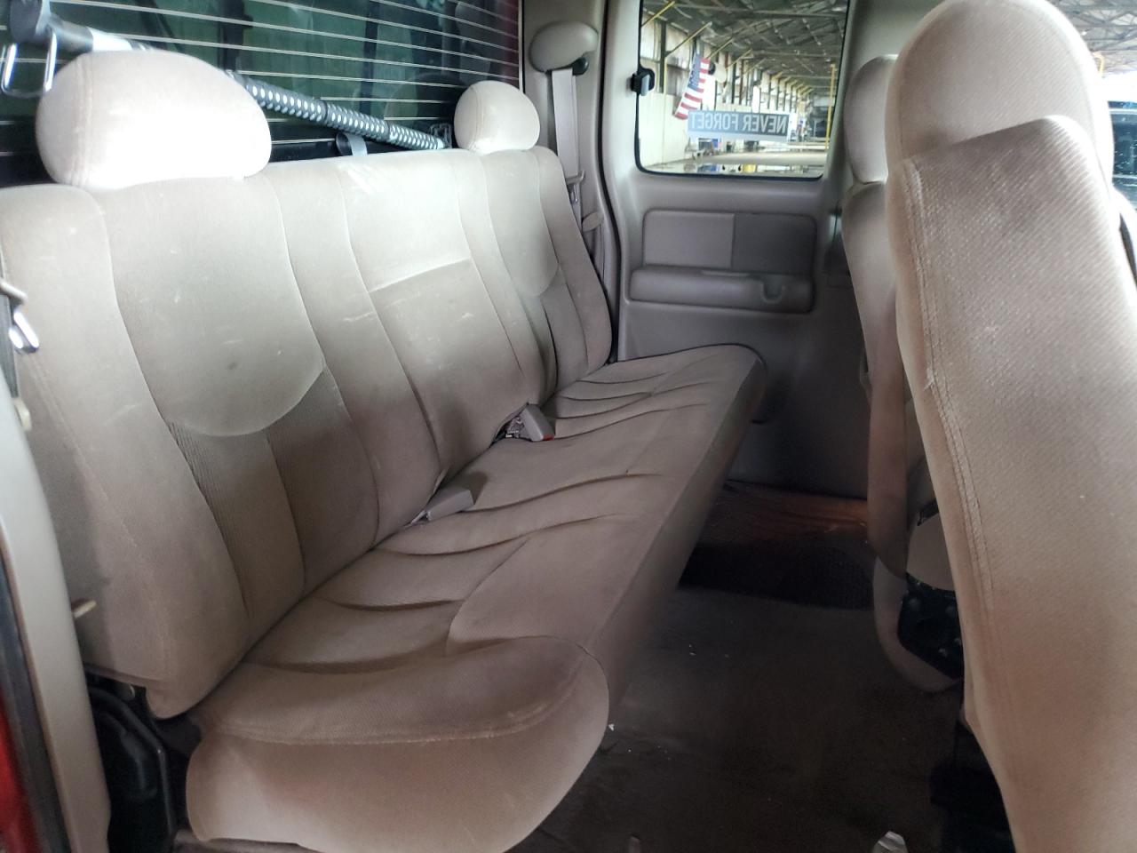 2003 GMC New Sierra K1500 VIN: 1GTEK19T83E172142 Lot: 86137905