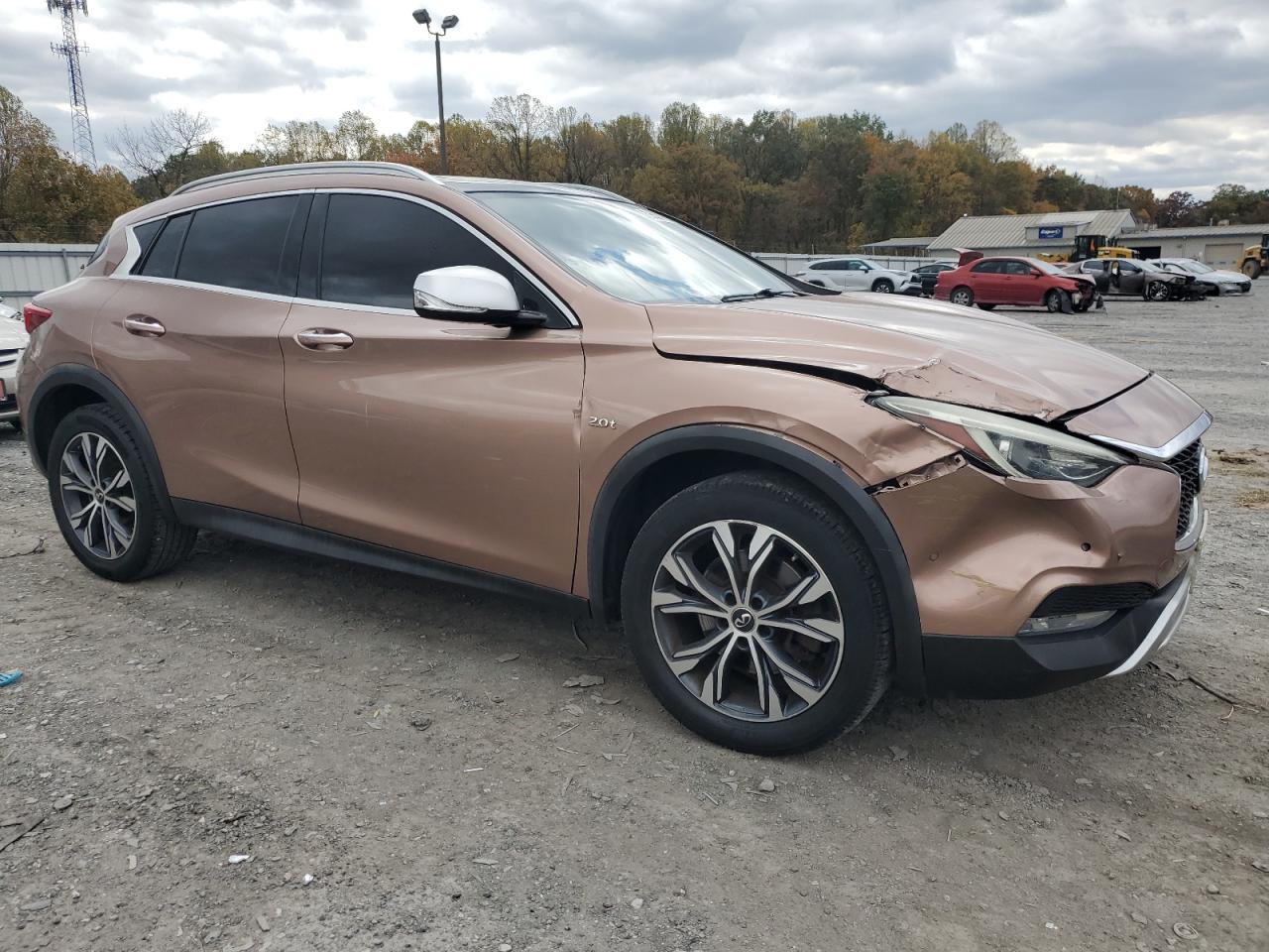 QX30 QX30