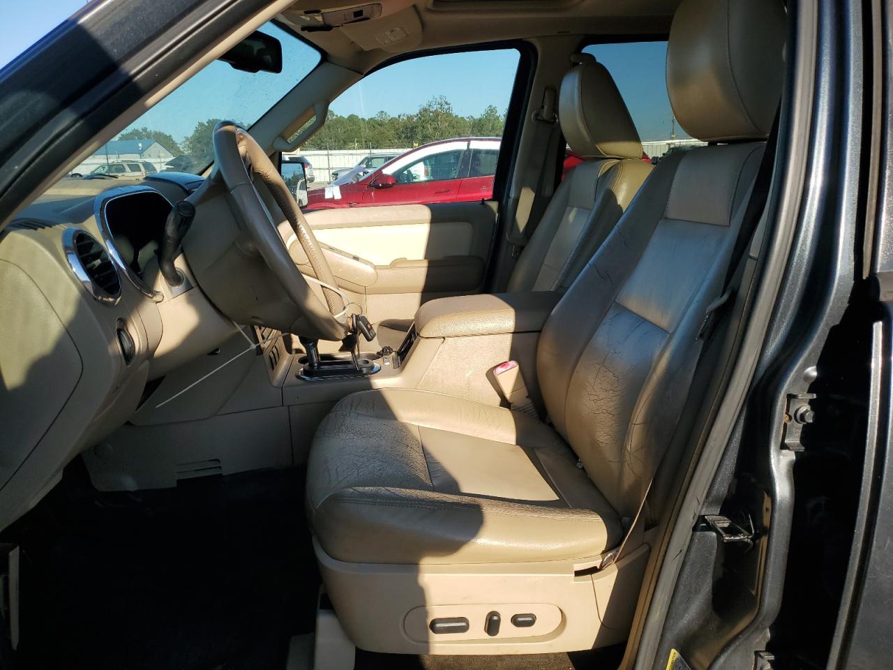 2010 Ford Explorer Sport Trac Limited VIN: 1FMEU3DE1AUA04579 Lot: 82221615