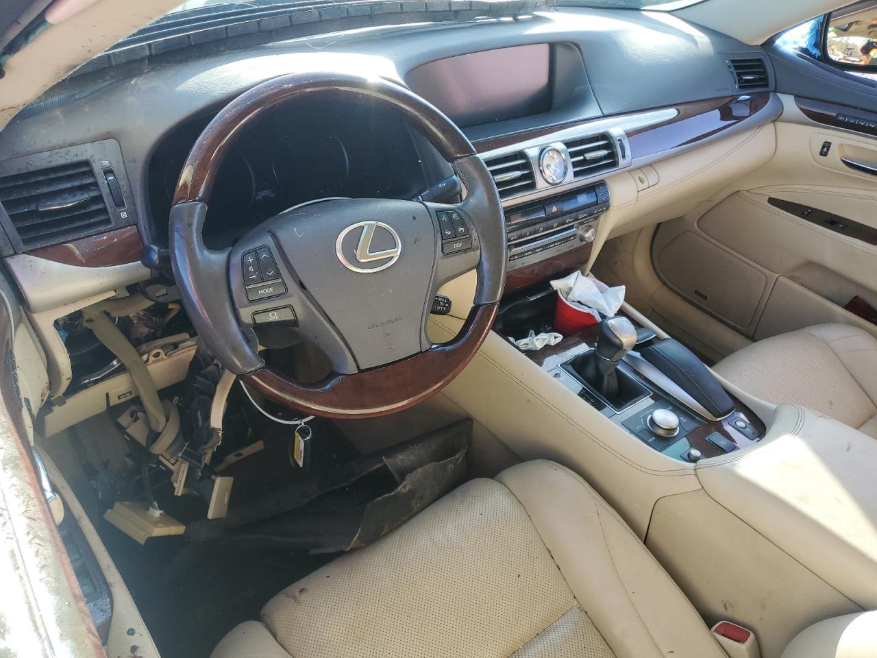 2014 Lexus Ls 460 VIN: JTHBL5EF5E5131752 Lot: 85071365
