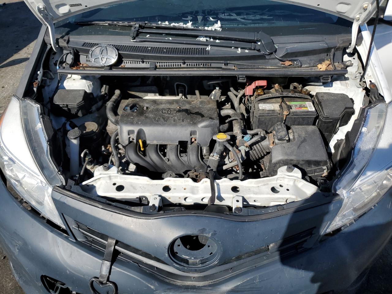 2014 Toyota Yaris VIN: VNKJTUD38EA005527 Lot: 84270645