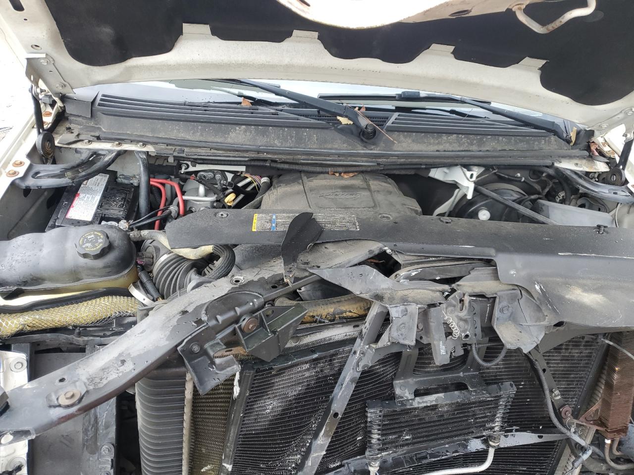 2008 Cadillac Escalade Luxury VIN: 1GYFK63858R152091 Lot: 85839285