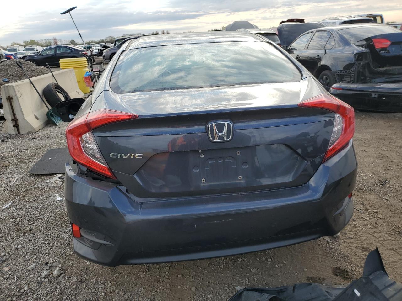 2018 Honda Civic Lx VIN: 19XFC2F58JE037631 Lot: 86123745