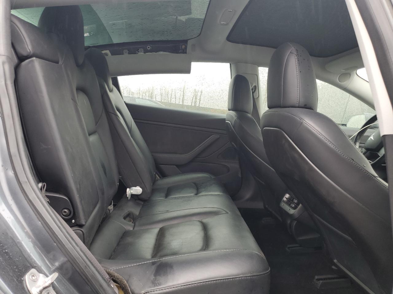 2018 Tesla Model 3 VIN: 5YJ3E1EB5JF130308 Lot: 90031475