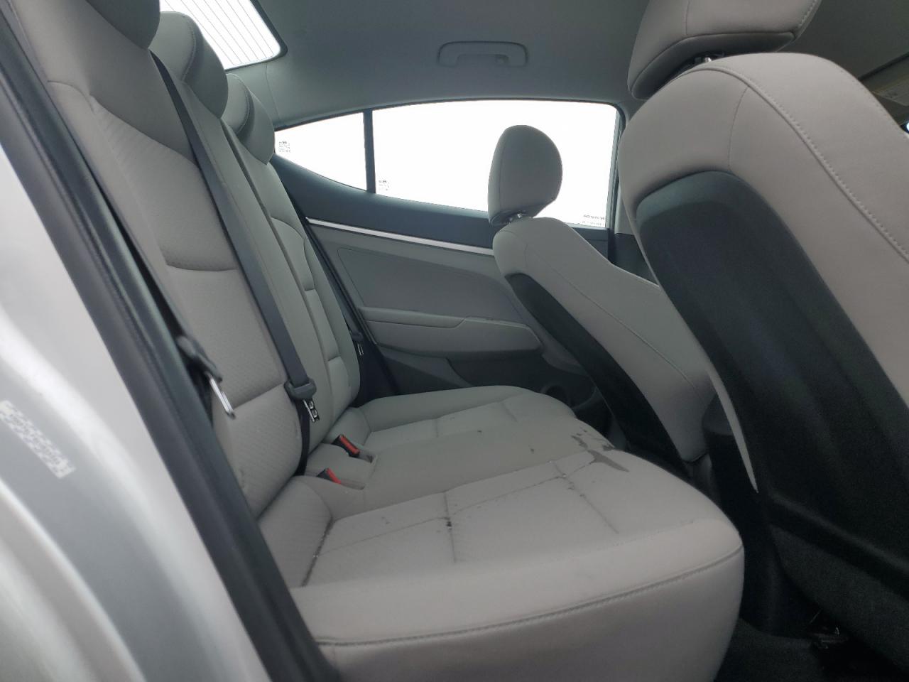 2019 Hyundai Elantra Se VIN: KMHD74LF4KU833344 Lot: 82417605