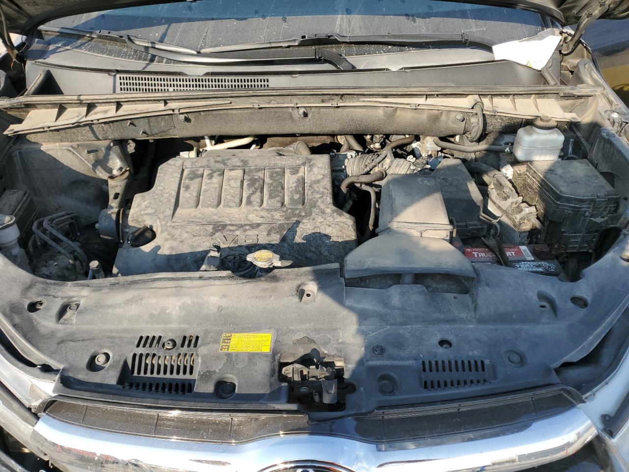 2015 Toyota Highlander Limited VIN: 5TDDKRFH1FS105312 Lot: 86123725