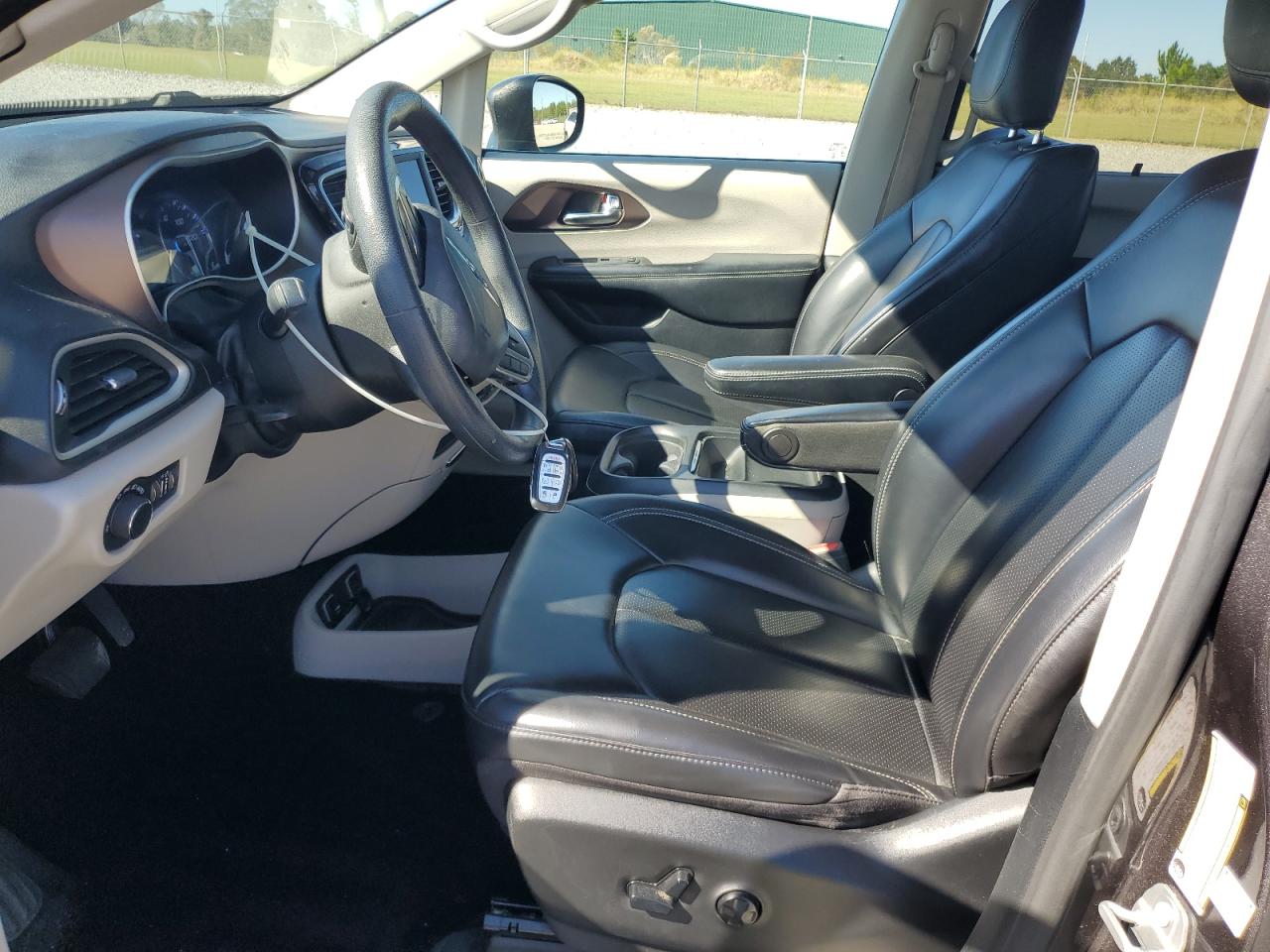 2020 Chrysler Voyager Lxi VIN: 2C4RC1DG9LR262685 Lot: 91066215