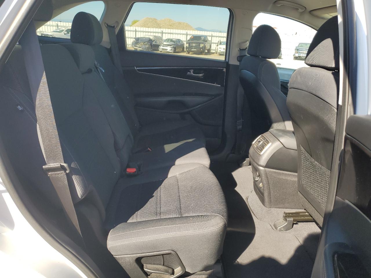 2018 Kia Sorento Lx VIN: 5XYPG4A31JG345592 Lot: 85521395