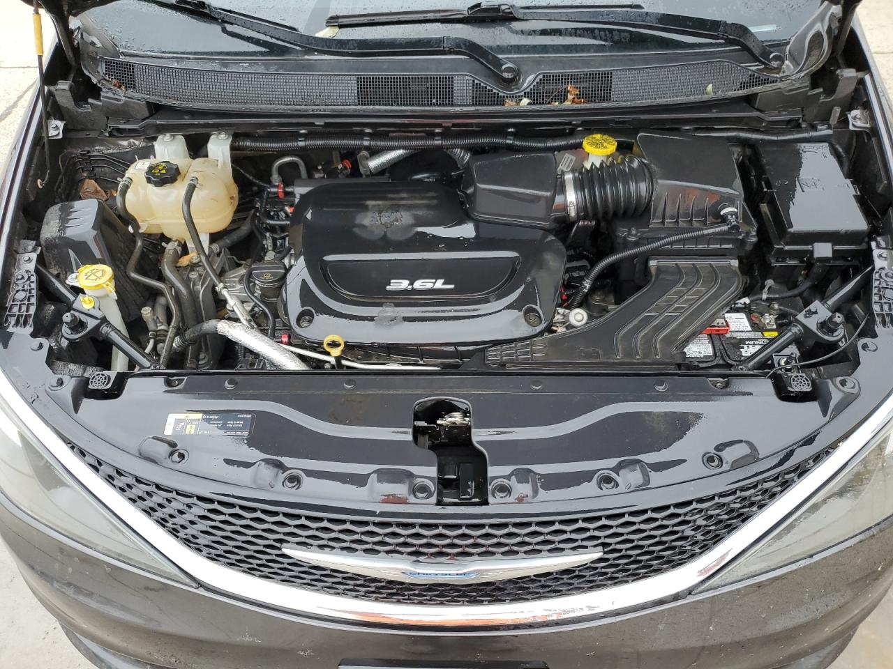 2018 Chrysler Pacifica Lx VIN: 2C4RC1CGXJR274603 Lot: 90099125