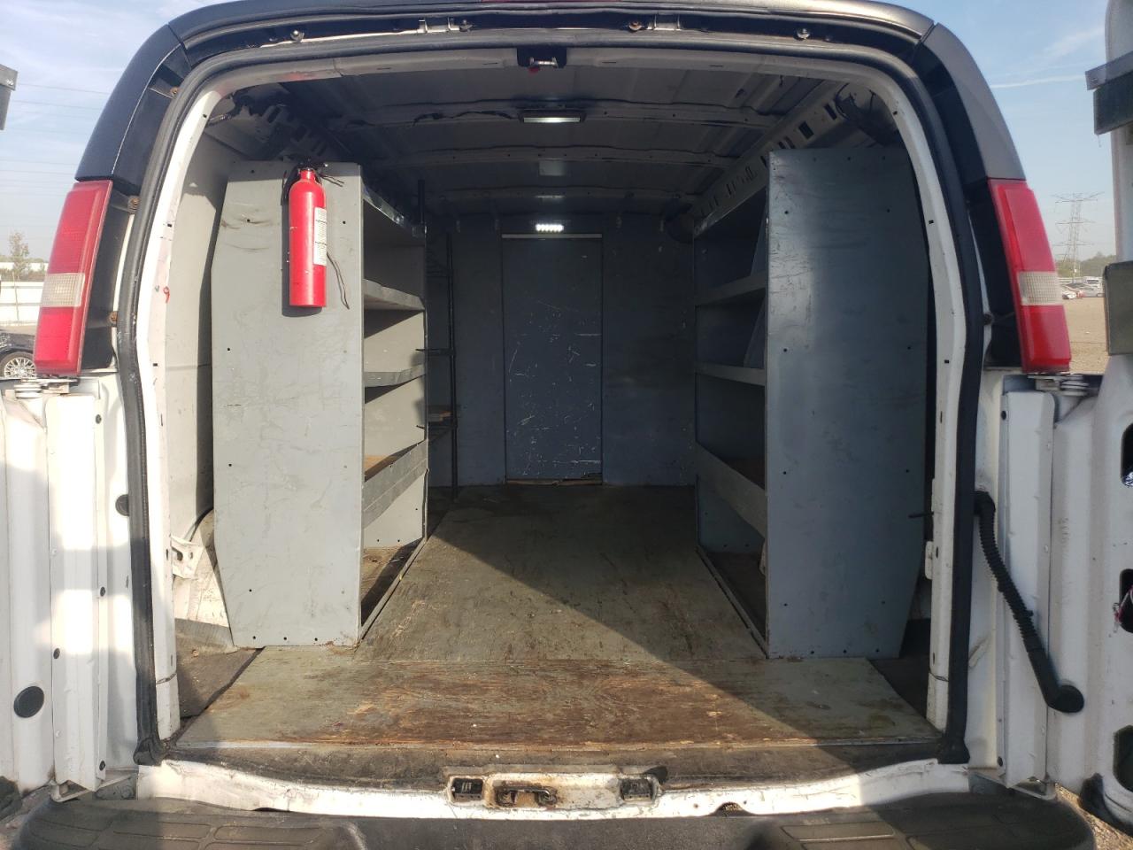 2014 Chevrolet Express G1500 VIN: 1GCSGAFXXE1110098 Lot: 81989655